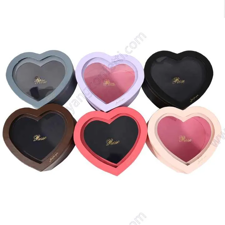 هدية من الورق المقوى ,cardboard gift
