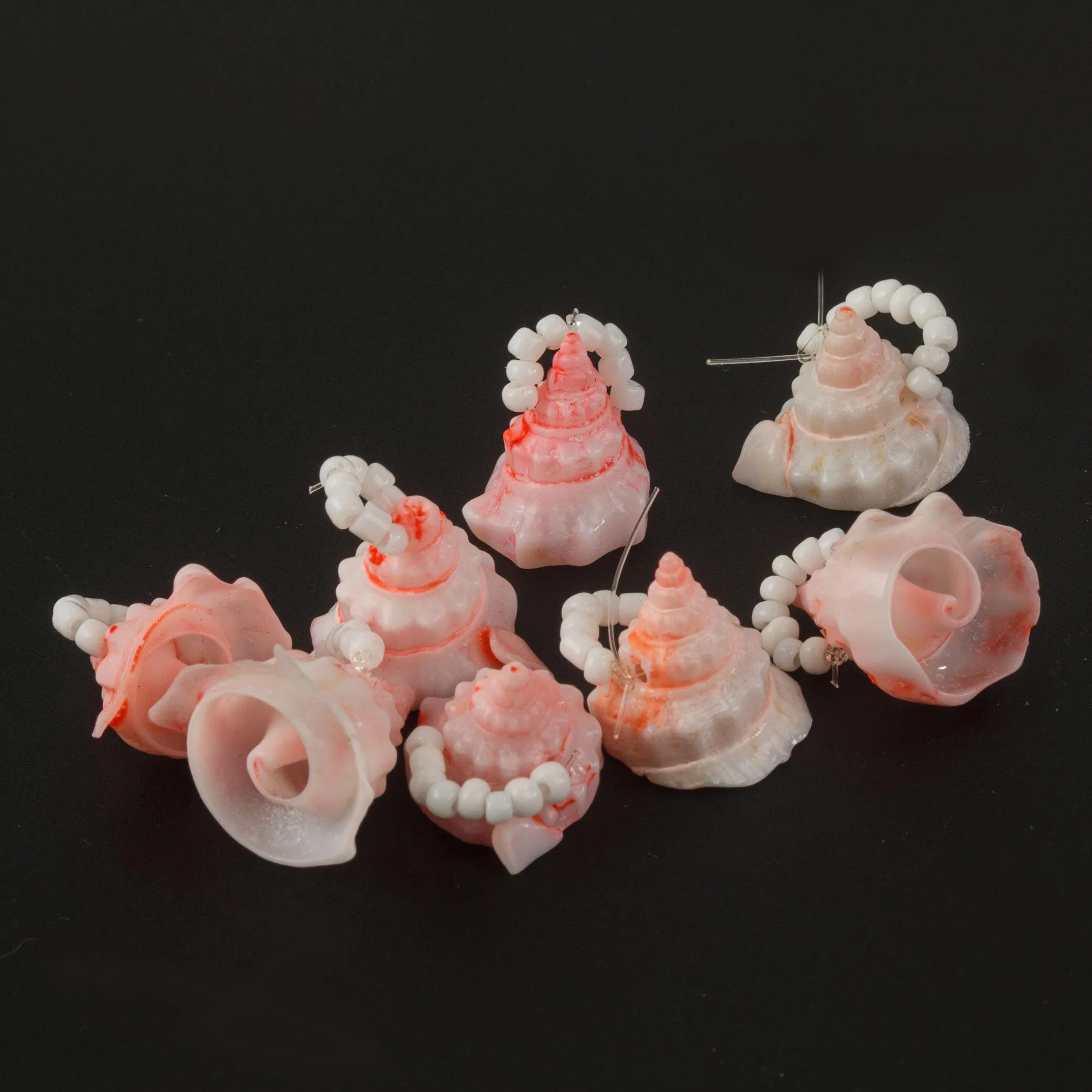 b15-she302-Vintage pink seashell pendants with beaded loop, avg 12x10mm Pkg of 10