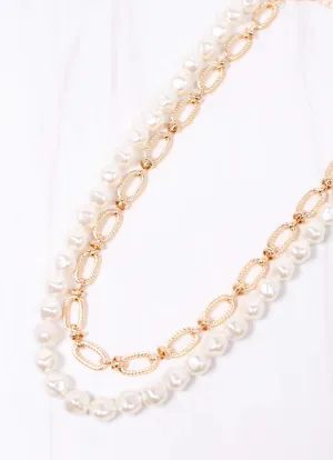 Dallas Layered Necklace with Pearls