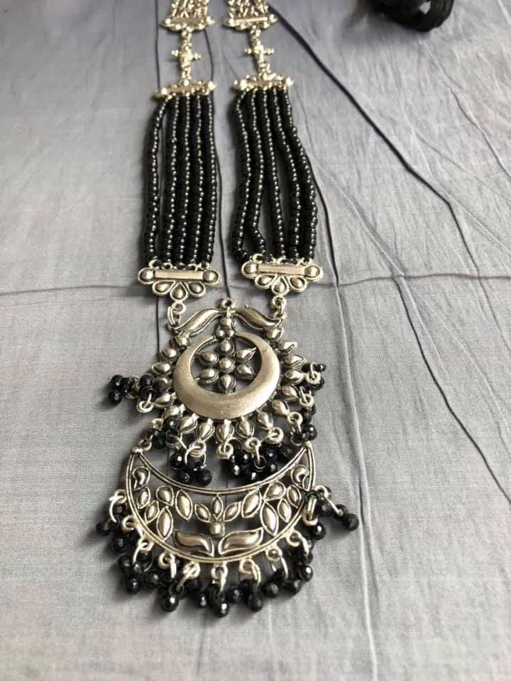 Long Black and Silver Necklace with Adjustable Dori